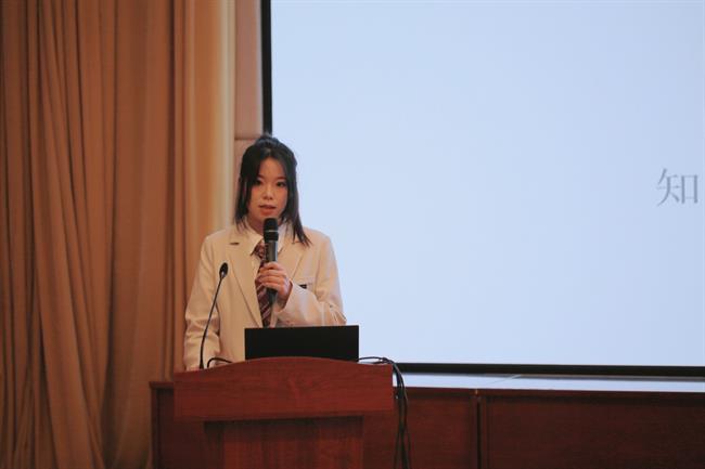 倪熠颖.jpg 倪熠颖.jpg