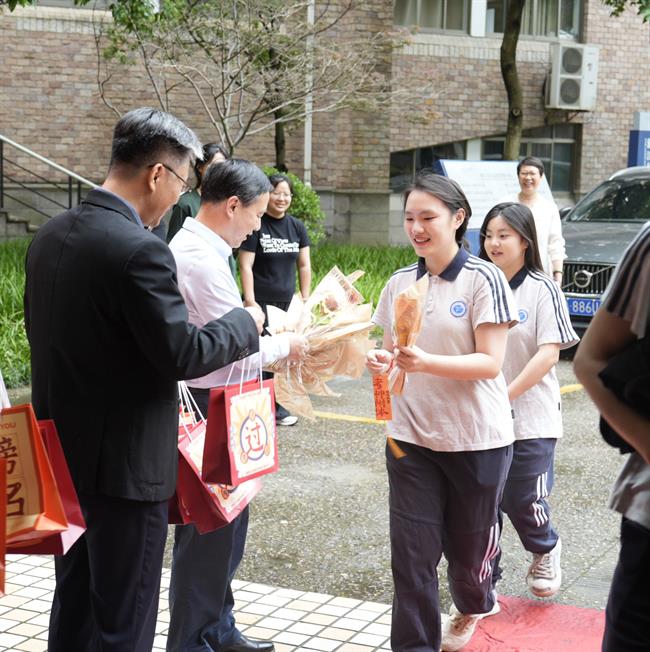 0a26e3d829cb94b7df2292ee15380be.png 0a26e3d829cb94b7df2292ee15380be.png